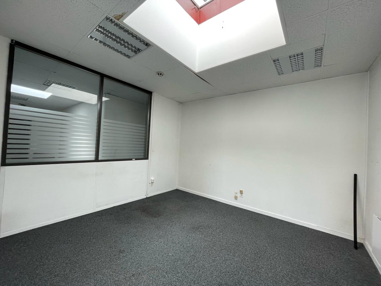 Bureau Villeurbanne 588m² Location bureau Villeurbanne Rhône OLBUR2108958 6